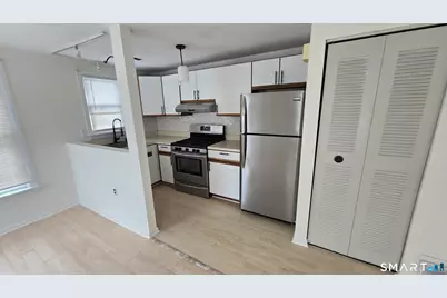 1150 Whitney Avenue #APT 5, Hamden, CT 06517 - Photo 9