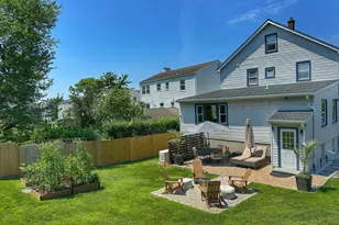 37 Gerry St, Greenwich, CT 06830 - Photo 21