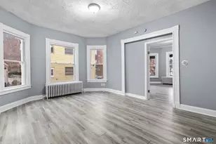 16 Plaza Ave, Waterbury, CT 06710 - Photo 3