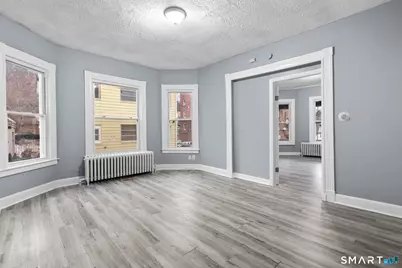 16 Plaza Avenue #1, Waterbury, CT 06710 - Photo 9