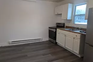 71 E Pearl St, Torrington, CT 06790 - Photo 3