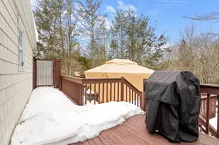 133 Rocky Rest Rd, Shelton, CT 06484 - Photo 9