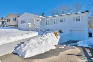 166 Rangely St, West Haven, CT 06516 - Photo 1