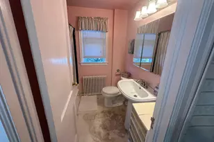 315 Seaside Ave, Bridgeport, CT 06605 - Photo 17