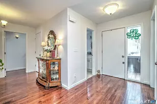 483 Commanche Ln, Stratford, CT 06614 - Photo 5