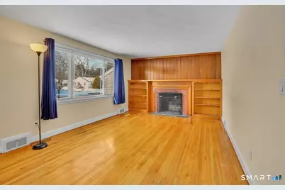 50 Davis Road, East Hartford, CT 06118 - Photo 3