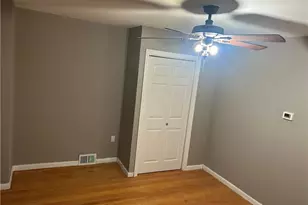 26 Mt Pleasant St, Derby, CT 06418 - Photo 11