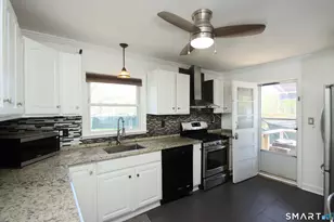 37 Frederick St, New Haven, CT 06515 - Photo 9