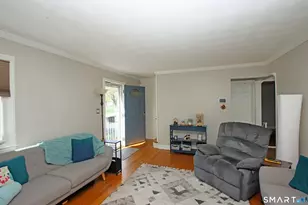 37 Frederick St, New Haven, CT 06515 - Photo 5