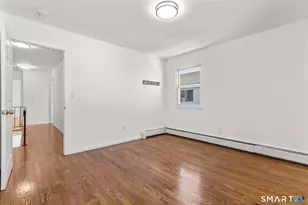 45 Birdsey St, Bridgeport, CT 06610 - Photo 11