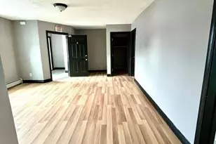 7 Market Ln, Thompson, CT 23677 - Photo 9