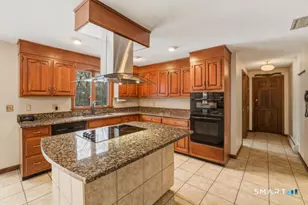 438 Chimney Sweep Hill Rd, Glastonbury, CT 06033 - Photo 9