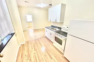135 W Main St, Waterbury, CT 06702 - Photo 3