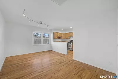 7 Dean Street #3-304, Danbury, CT 06810 - Photo 5