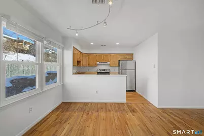 7 Dean Street #3-304, Danbury, CT 06810 - Photo 11