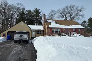 29 Eastgate Ln, Enfield, CT 06082 - Photo 1