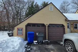 29 Eastgate Ln, Enfield, CT 06082 - Photo 5