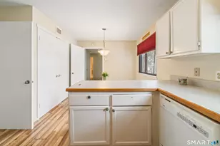 972 Heritage Vlg, Southbury, CT 06488 - Photo 11