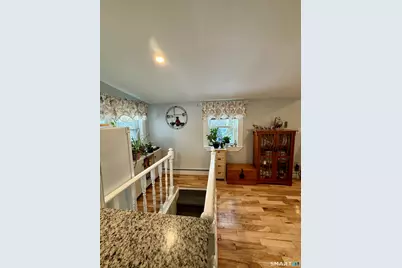 25 Greenlawn Street, East Hartford, CT 06108 - Photo 9