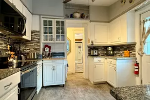 25 Greenlawn St, East Hartford, CT 06108 - Photo 13