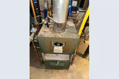 700 Laurel Avenue, Bridgeport, CT 06604 - Photo 25