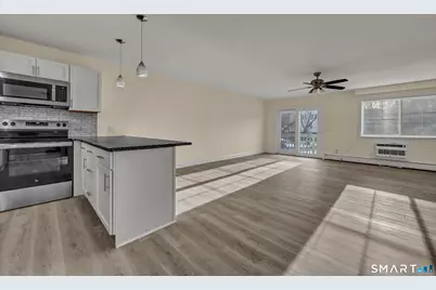 113 Park Avenue #21, Danbury, CT 06810 - Photo 1