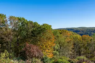 412 Laurelwood Ln, Southbury, CT 06488 - Photo 37