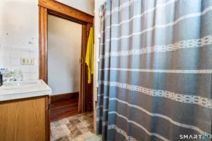 33 Kenney St, Bristol, CT 06010 - Photo 33