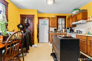 33 Kenney St, Bristol, CT 06010 - Photo 17