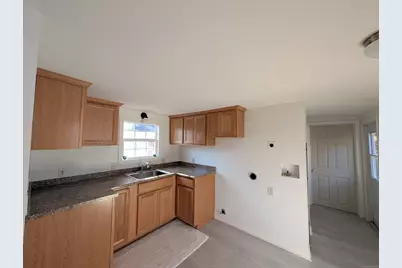 12 Horseshoe Drive, Shelton, CT 06484 - Photo 3