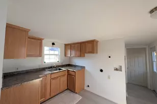 12 Horseshoe Dr, Shelton, CT 06484 - Photo 3