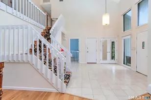 8 Lomartra Ln, Branford, CT 06405 - Photo 15