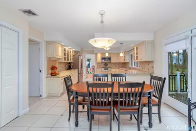 8 Lomartra Lane, Branford, CT 06405 - Photo 9