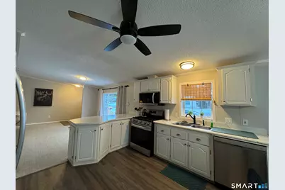 16 Circle Drive, Windham, CT 06256 - Photo 9