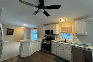 16 Circle Dr, Windham, CT 06256 - Photo 9