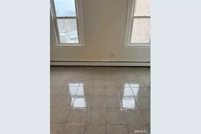 1018 Hancock Avenue #3R, Bridgeport, CT 06605 - Photo 5