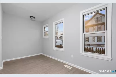 303 Poplar Street, Bridgeport, CT 06605 - Photo 9