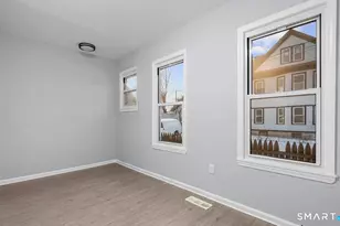 303 Poplar St, Bridgeport, CT 06605 - Photo 9