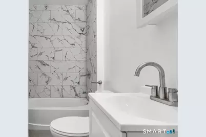 303 Poplar Street, Bridgeport, CT 06605 - Photo 13