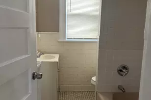 1688 North Ave, Bridgeport, CT 06604 - Photo 5