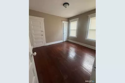 1688 North Avenue, Bridgeport, CT 06604 - Photo 3