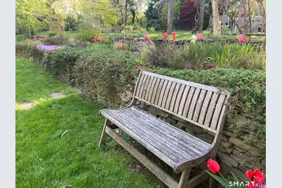 82 Edgehill Road, New Haven, CT 06511 - Photo 27