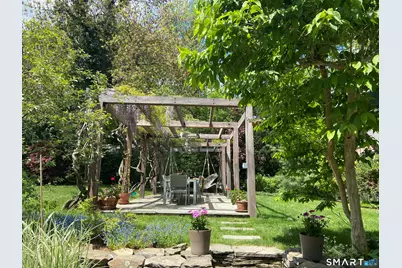 82 Edgehill Road, New Haven, CT 06511 - Photo 29