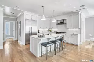 598 S Benson Rd, Fairfield, CT 06824 - Photo 5