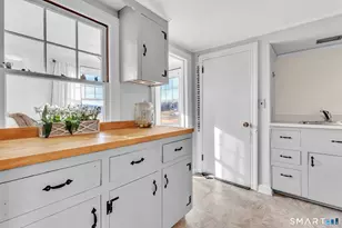 713 Thrall Ave, Suffield, CT 06078 - Photo 19