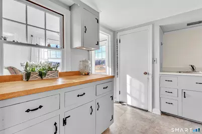 713 Thrall Avenue, Suffield, CT 06078 - Photo 15