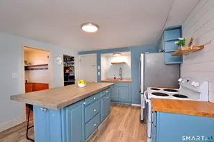 713 Thrall Ave, Suffield, CT 06078 - Photo 15