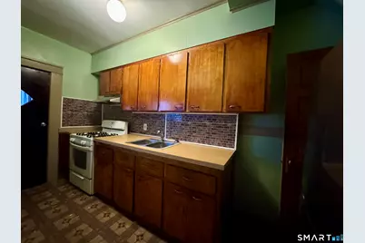 45 Ives Street, Waterbury, CT 06704 - Photo 5