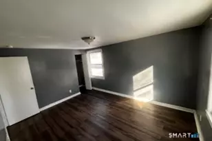 6 Hilltop Rd, New Haven, CT 06515 - Photo 3