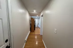 568 Newfield Ave, Bridgeport, CT 06607 - Photo 9